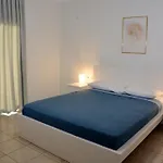 Апартаменти Diogenis Seaside