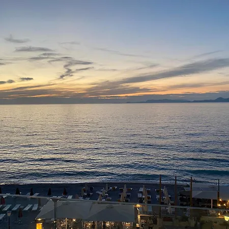 Diogenis Seaside Lägenhet *